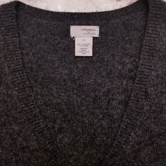 HALOGEN 100% Cashmere Side Slit V-Neck Pullover XS - Picture 4 of 5